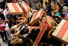 black friday locura compras escasez