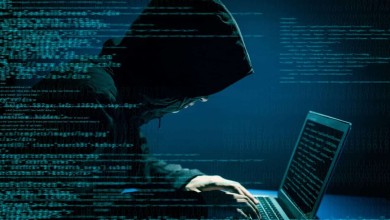 hacker informatico ciberseguridad leer más sobre software anti-malware cómo prevenir un ataque DDoS empresas