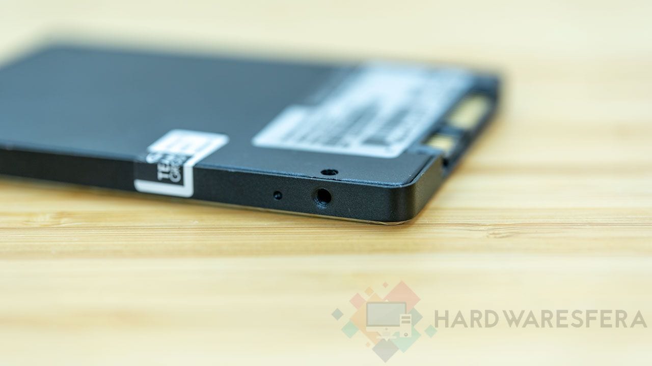 T-FORCE-SSD-GAMING-VULCAN-500GB agujero tornillo