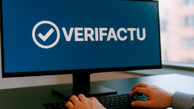monitor con imagen de verifactu